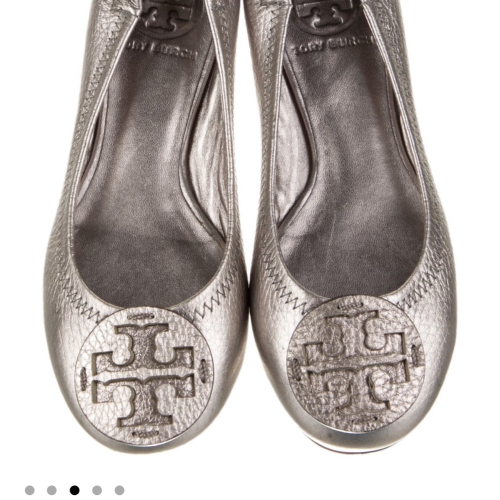Tory Burch Reva Silver Pebbled Flats